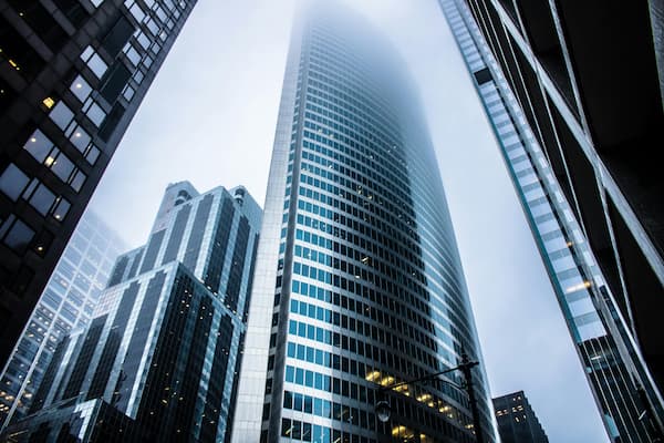 网上炒黄金10万亏了可以追回来吗